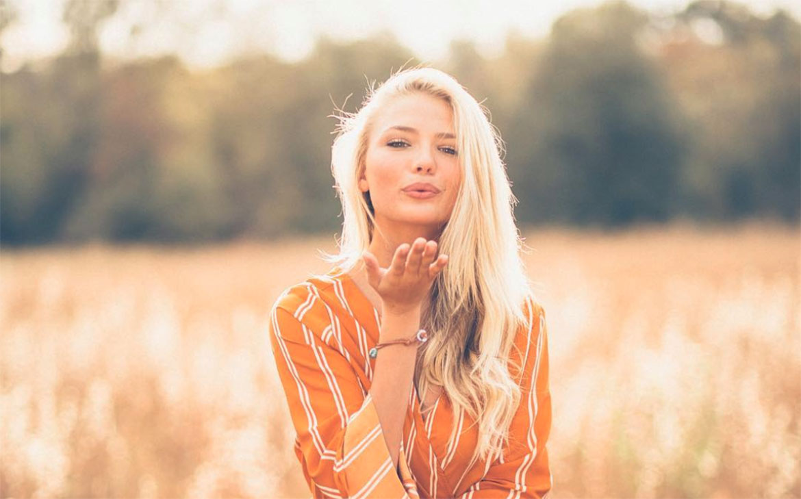 Dama dana: Charley Gail