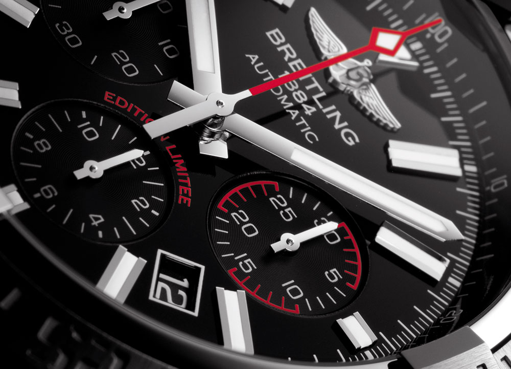 ANĐEO OSVETE Super Avenger iz Breitlinga praktički je neuništiv