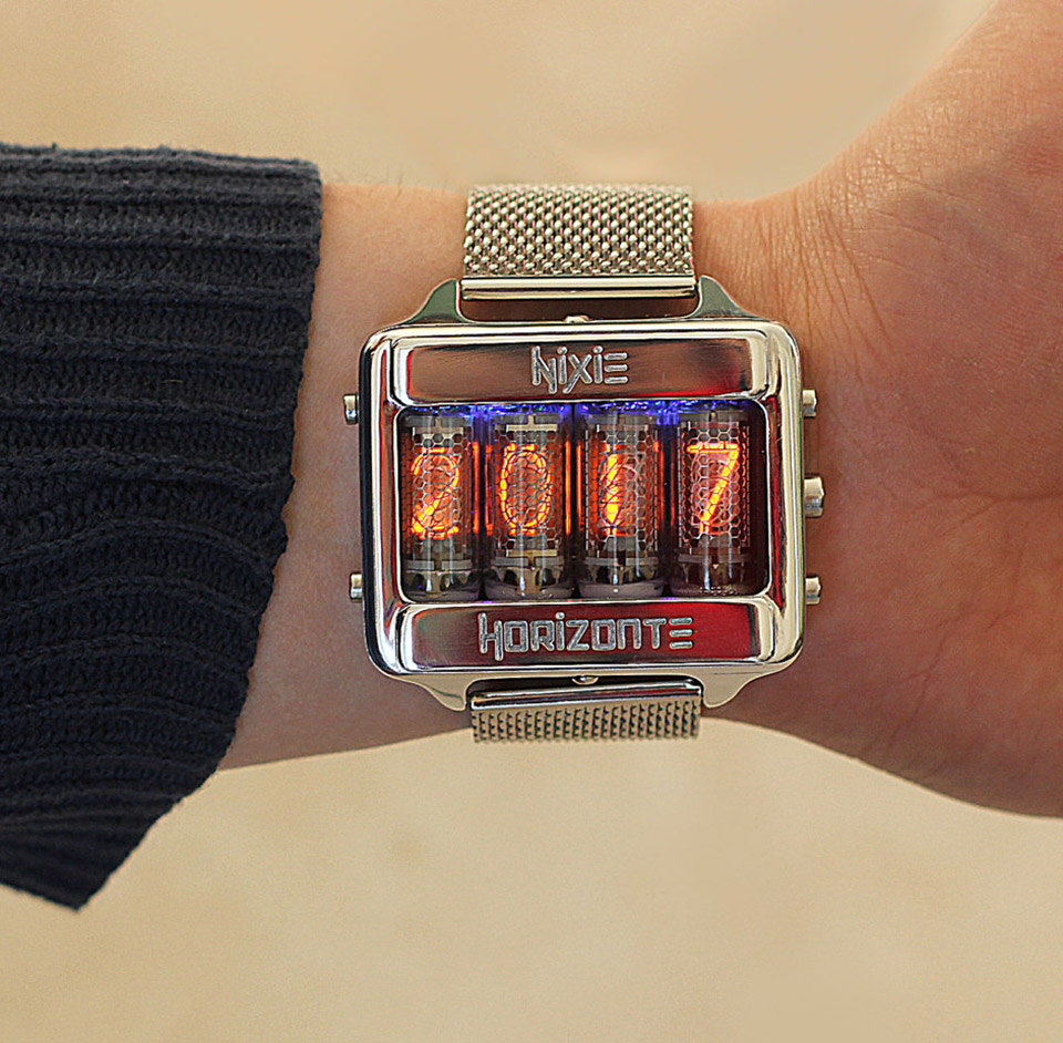 STEAMPUNK SAT Skladni spoj suvremenog dizajna i prastare tehnologije