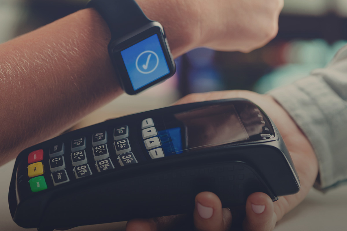 PRISLONI I PLATI Preko 175 milijuna Europljana želi plaćati nosivim uređajima