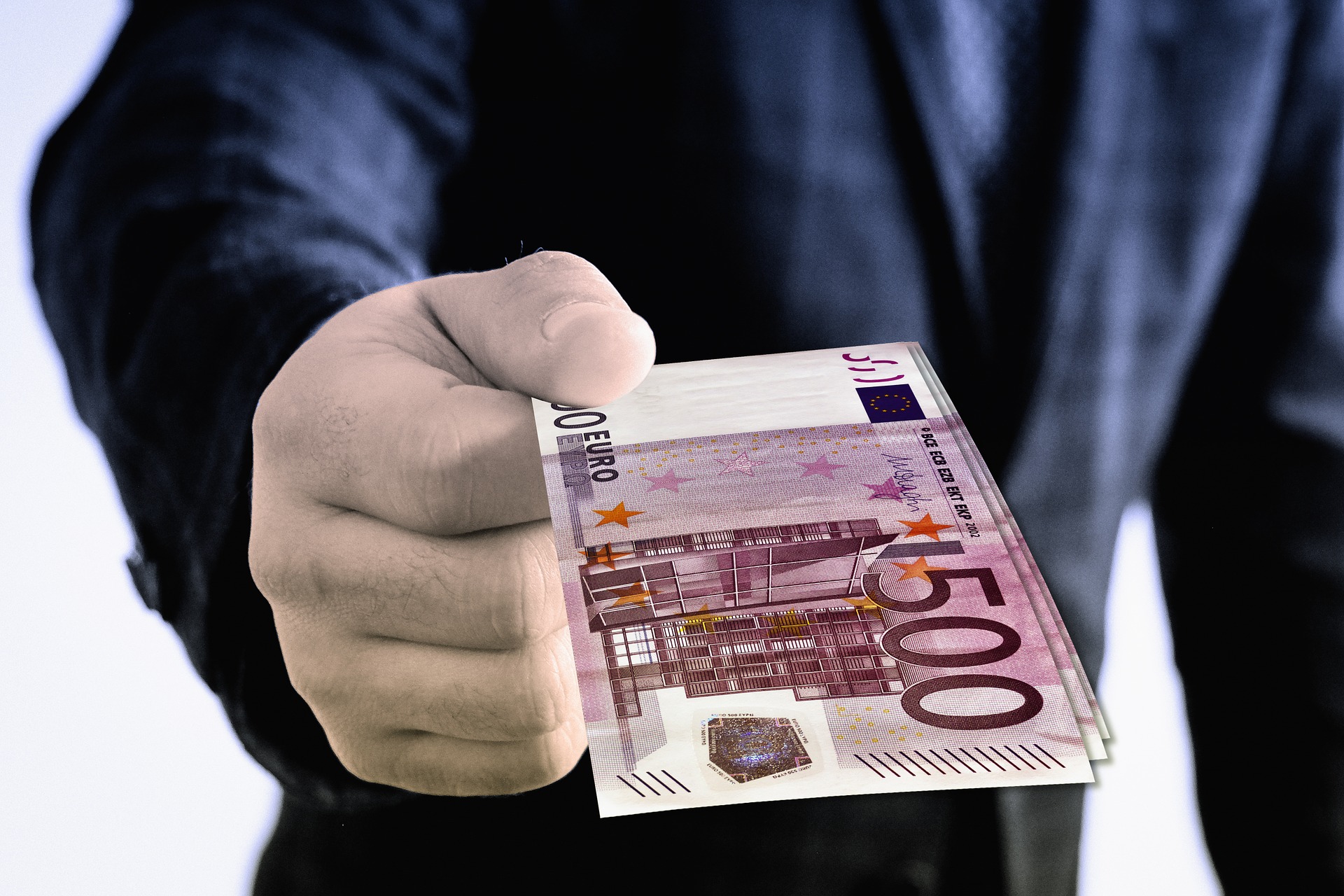 ISPLATI SE BITI RUŽAN? ‘Jako neprivlačni’ ljudi zarađuju više od zgodnih